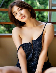 《漂亮女孩天堂百吉饼女孩村》