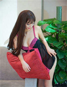 《性爱娃娃》