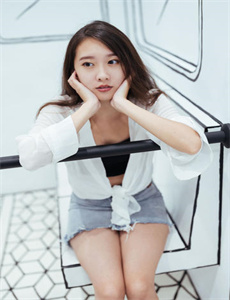 《美女美色网》
