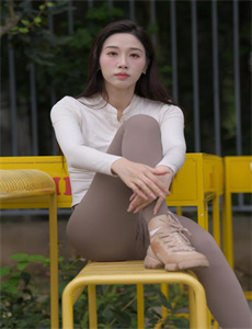 《锁锁美同学》